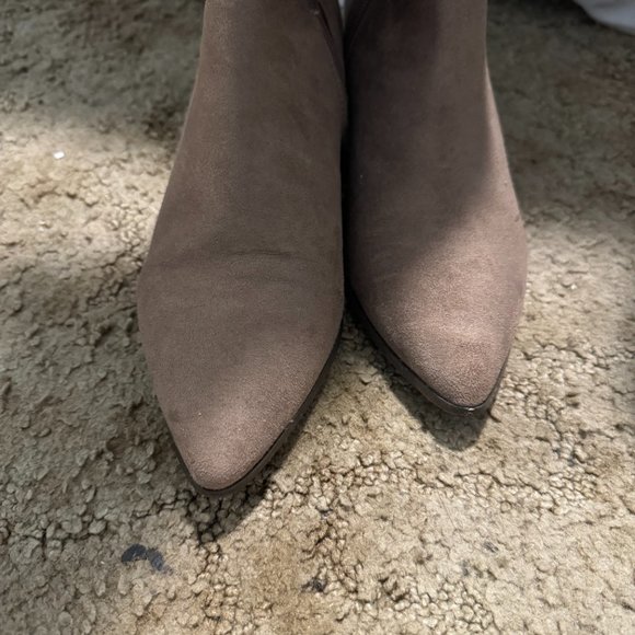 Steve Madden Suede Taupe Knee High Boot - Picture 3 of 6
